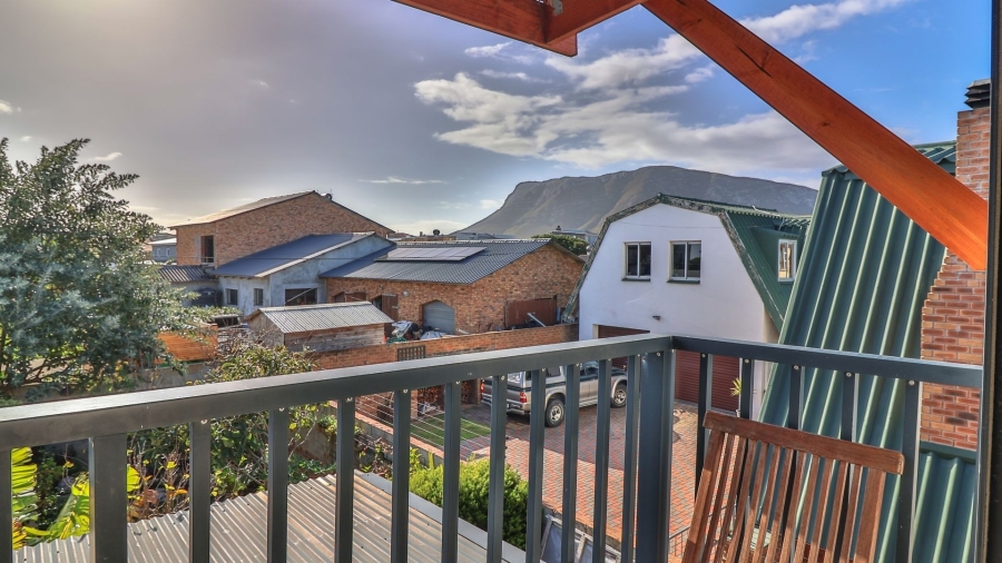 6 Bedroom Property for Sale in Franskraal Western Cape